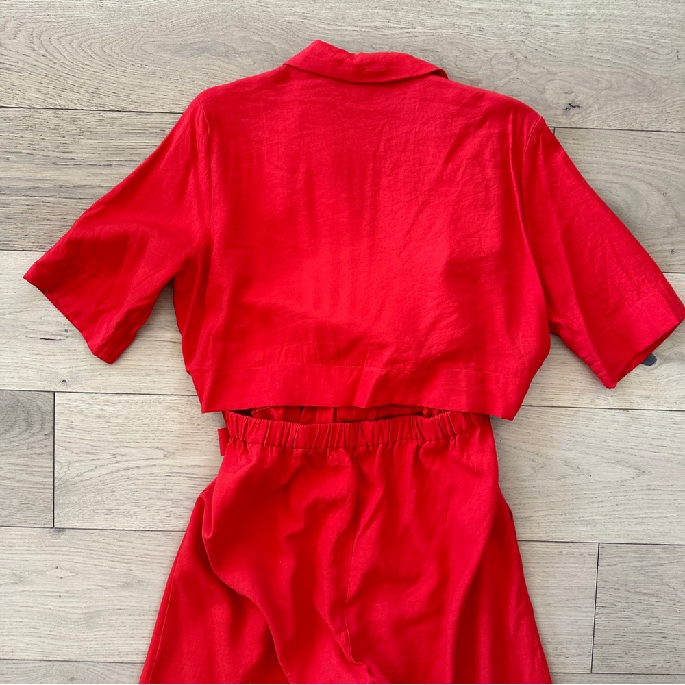 Melloday short sleeve surplice neck jumpsuit in red - Picture 4 of 10